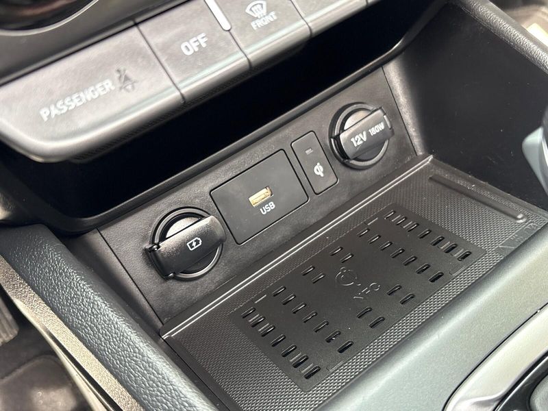 Used 2022 Hyundai Kona SELImage 19