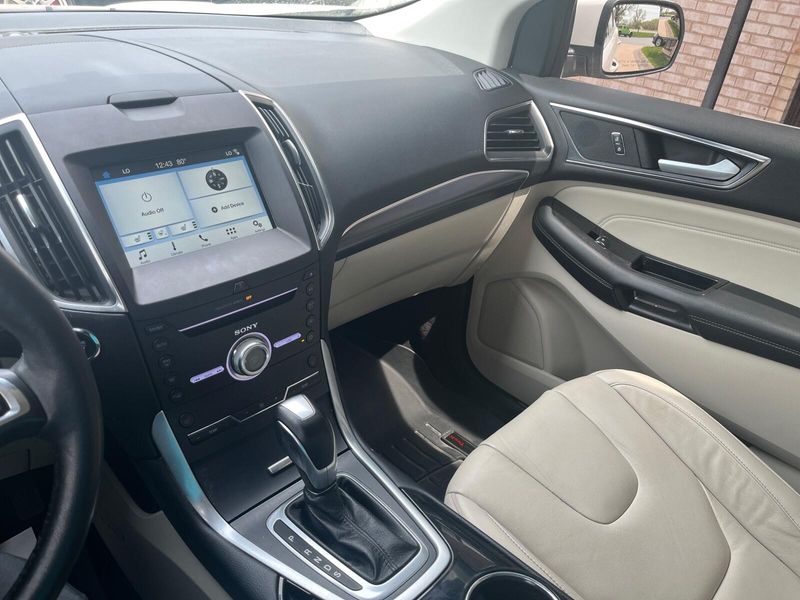 2018 Ford Edge TitaniumImage 15
