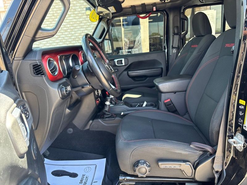 Used 2020 Jeep Gladiator RubiconImage 3