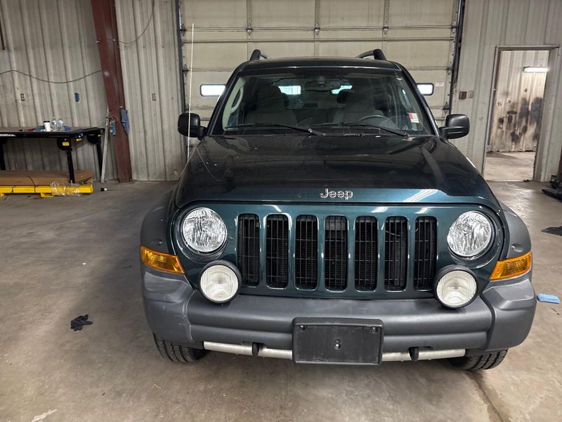 Used 2005 Jeep Liberty RenegadeImage 10