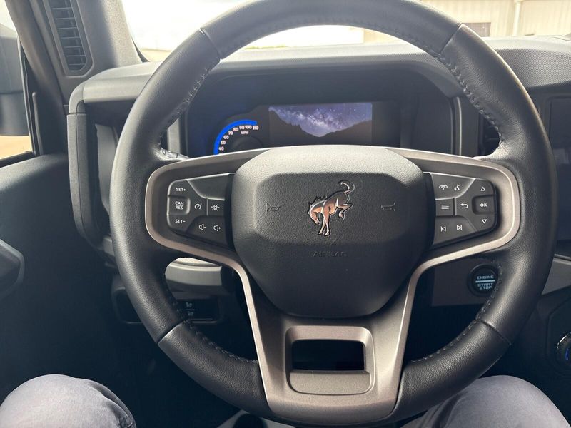 Used 2024 Ford Bronco Black DiamondImage 13