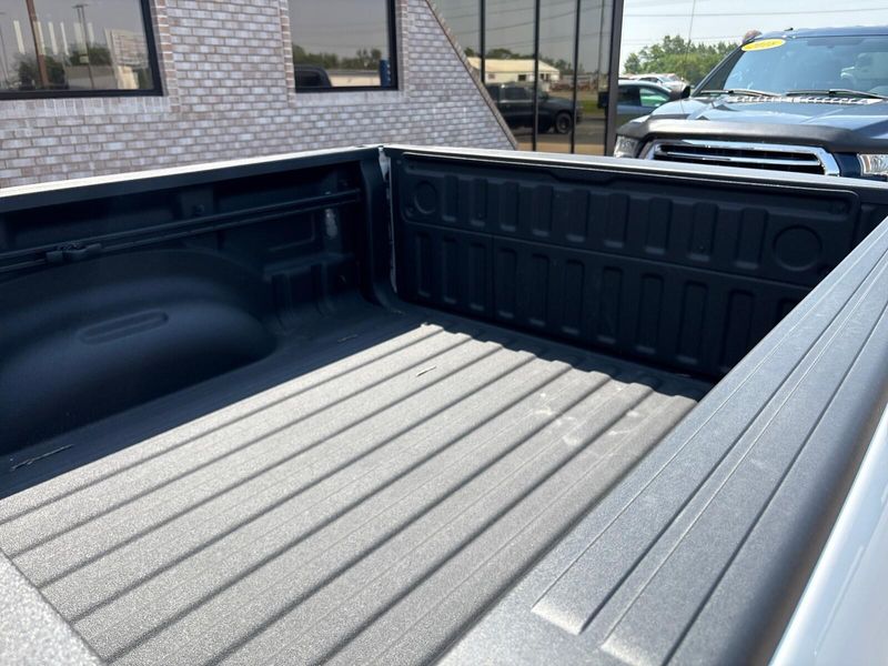 2025 RAM 1500 Big Horn Crew Cab 4x4 5