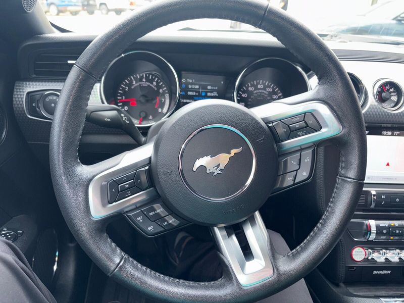 Used 2017 Ford Mustang GT PremiumImage 14