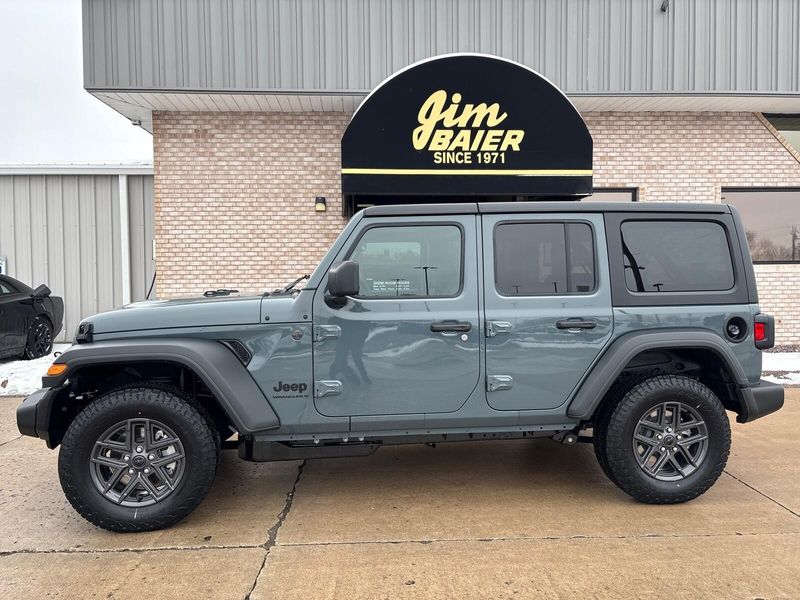 New 2026 Jeep Wrangler 4-door Sport SImage 2