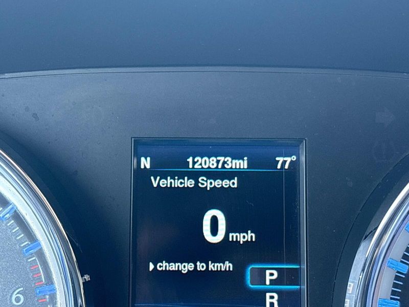 Used 2014 Chrysler 300C 300CImage 17