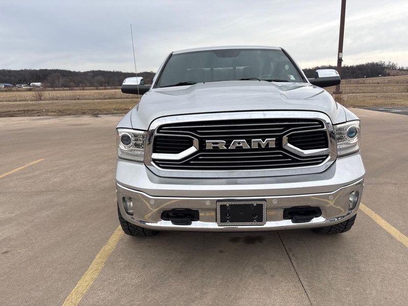 Used 2017 RAM 1500 LimitedImage 2