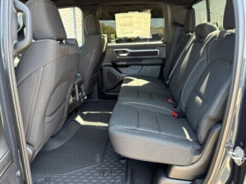 2025 RAM 1500 Big Horn Crew Cab 4x4 5