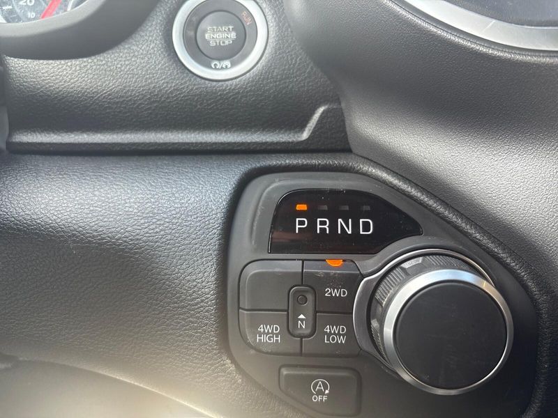 New 2026 RAM 1500 Express Crew Cab 4x4 5