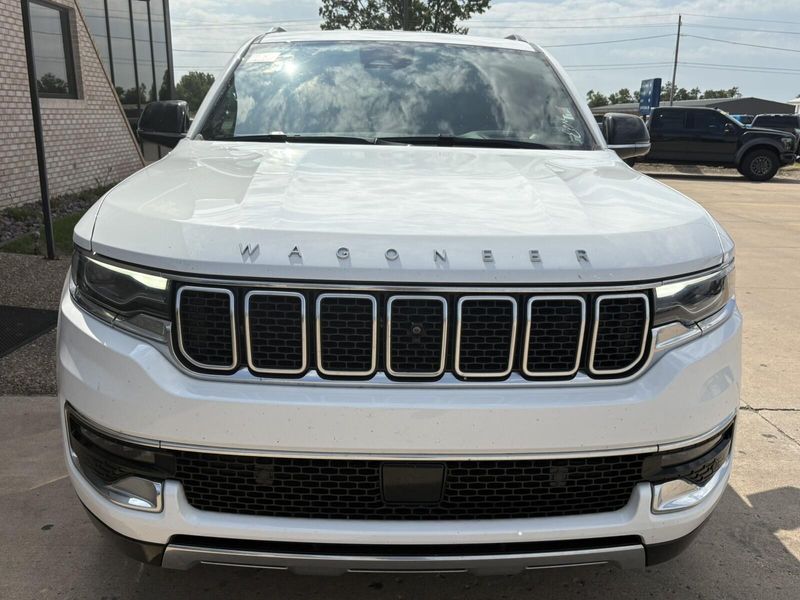 2025 Jeep Wagoneer L Series IIIImage 7