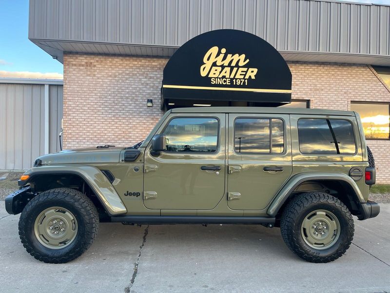 2025 Jeep Wrangler 4-door Willys 