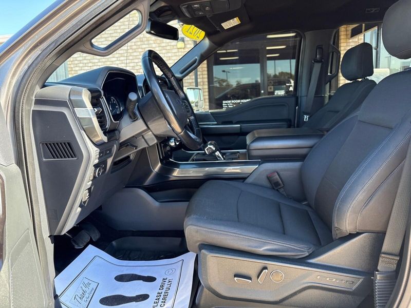 Used 2021 Ford F-150 XLTImage 3