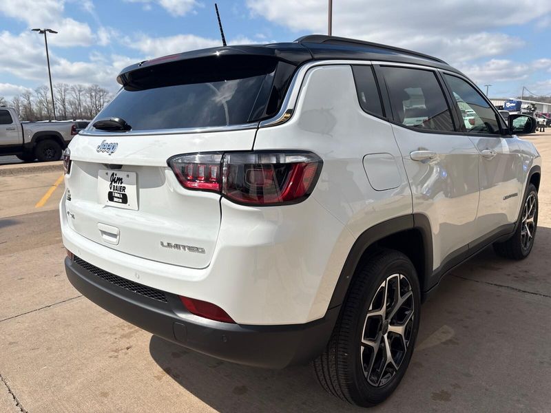 New 2026 Jeep Compass Limited 4x4Image 8