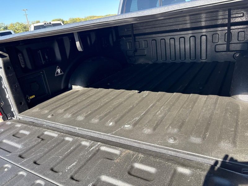 Used 2021 Ford F-150 XLTImage 11