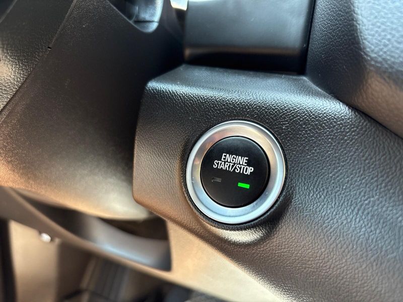 Used 2024 GMC Terrain DenaliImage 22