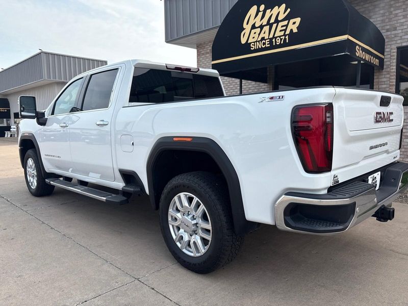 2024 GMC Sierra 2500HD SLTImage 13