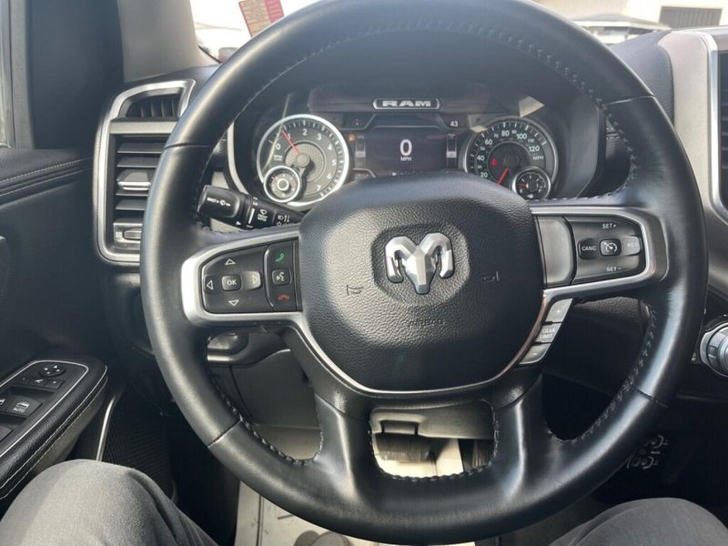 2022 RAM 1500 LaramieImage 16