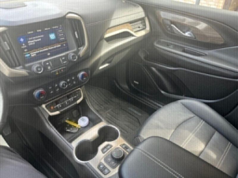 2022 GMC Terrain DenaliImage 18
