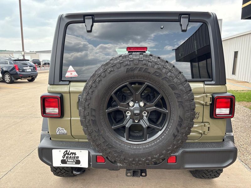 2025 Jeep Wrangler 4-door WillysImage 9