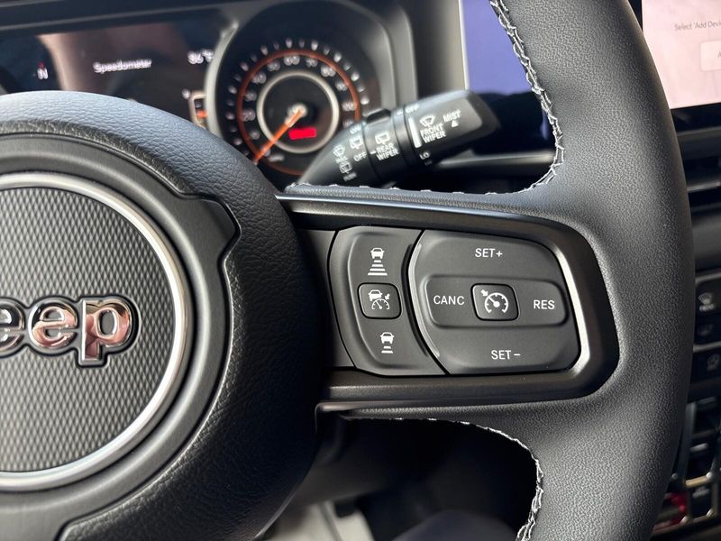2025 Jeep Wrangler 4-door WillysImage 14
