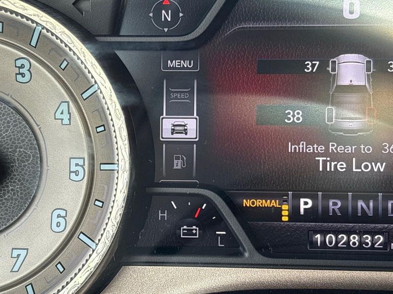 Used 2019 RAM 1500 LonghornImage 18