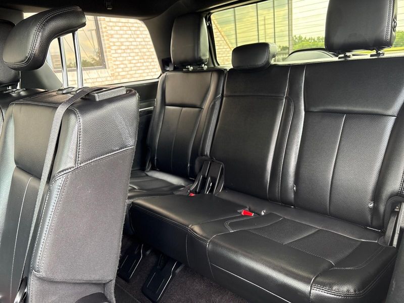 Used 2019 Ford Expedition XLTImage 5