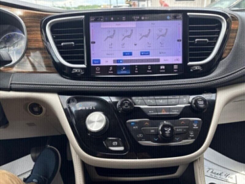 2022 Chrysler Pacifica LimitedImage 20