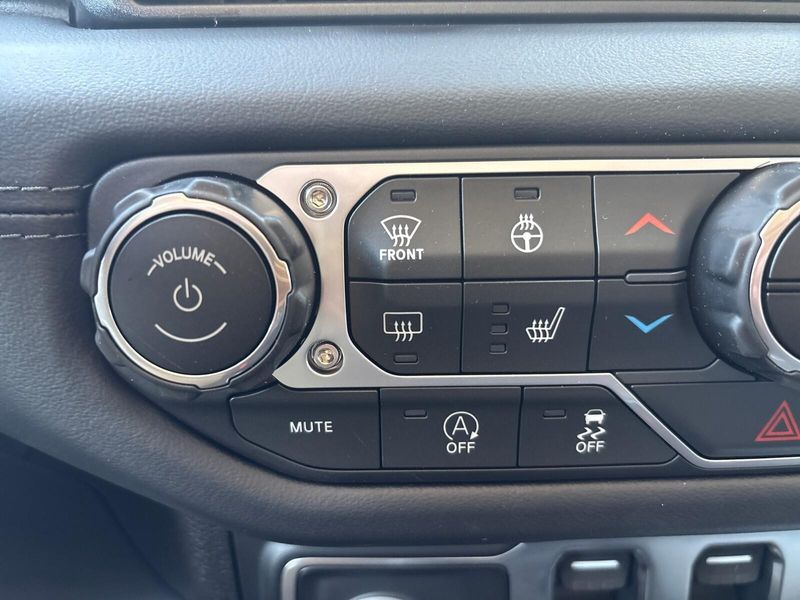 New 2025 Jeep Wrangler 2-door RubiconImage 16