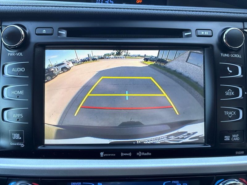 Used 2019 Toyota Highlander LimitedImage 23