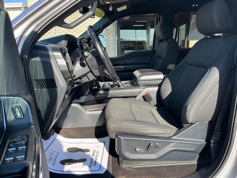 2021 Ford F-150 XLTImage 3