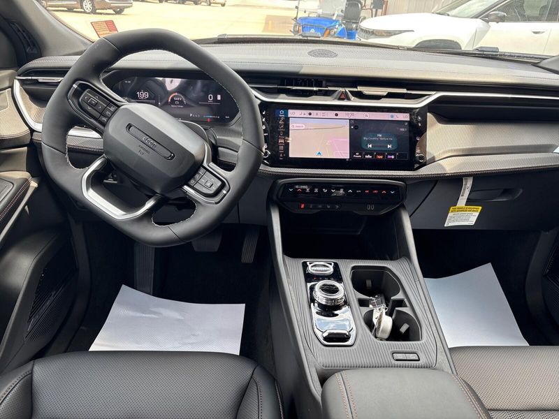 New 2026 Jeep Cherokee Overland 4x4Image 6