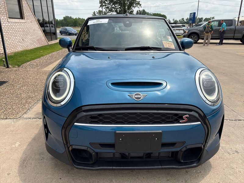 2024 MINI Convertible Cooper SImage 5