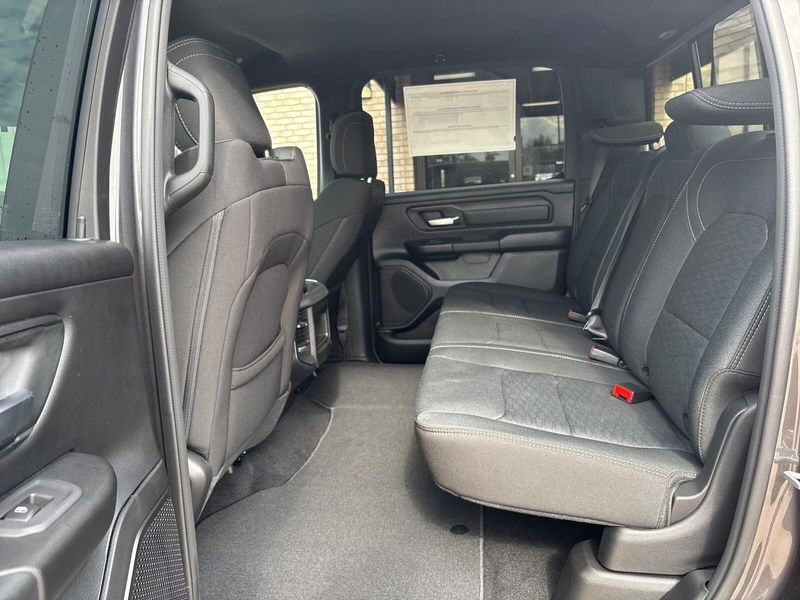 New 2026 RAM 1500 Express Crew Cab 4x4 5