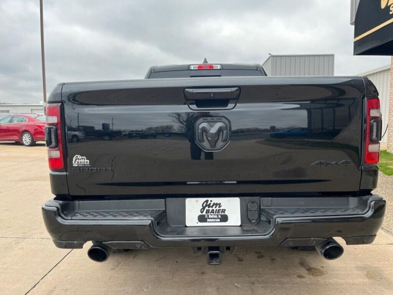 2021 RAM 1500 SportImage 9