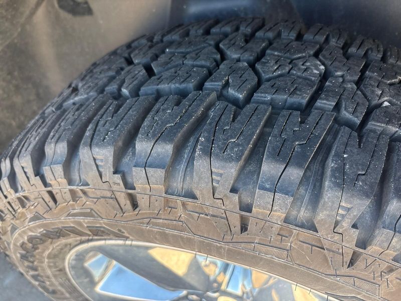 Used 2014 RAM 1500 Big HornImage 13