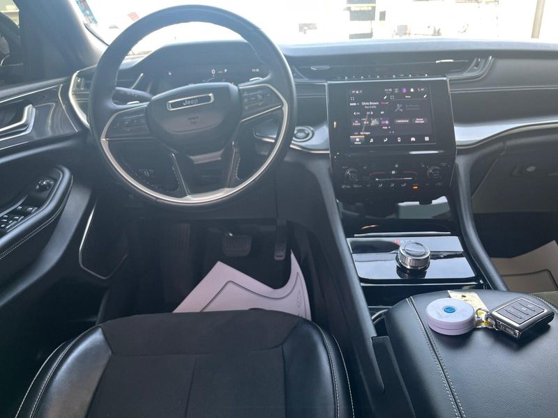 2021 Jeep Grand Cherokee L AltitudeImage 5