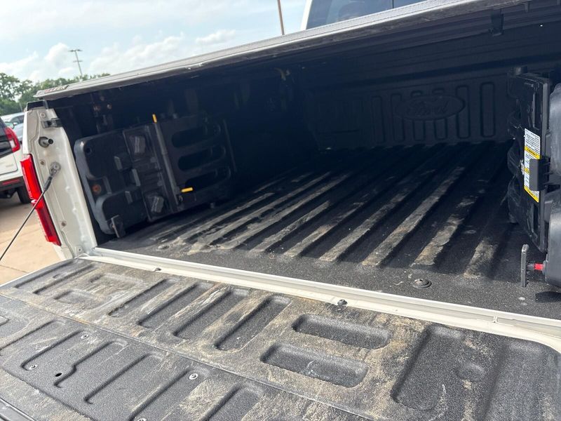Used 2019 Ford F-150 PlatinumImage 15