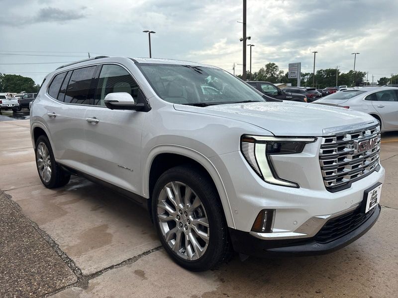 2024 GMC Acadia AWD DenaliImage 9
