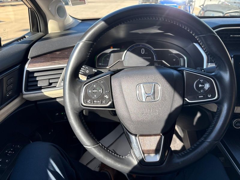 Used 2018 Honda Clarity Plug-In Hybrid TouringImage 12
