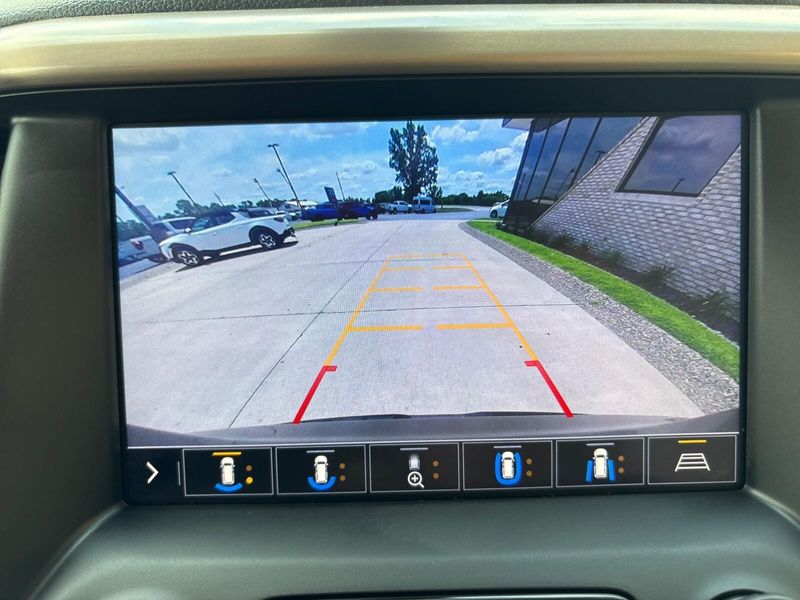 Used 2020 GMC Acadia DenaliImage 24