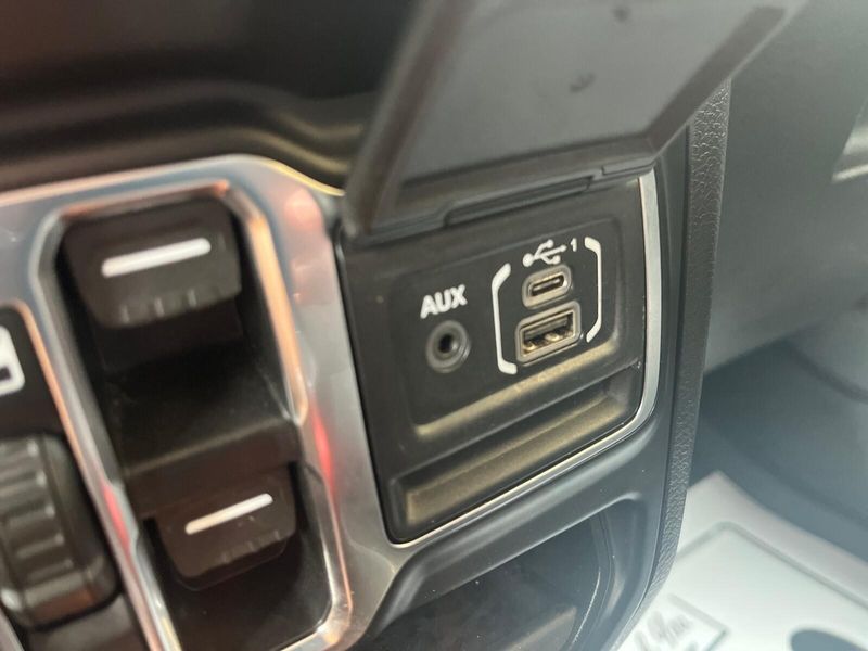 2022 Jeep Gladiator Sport SImage 23