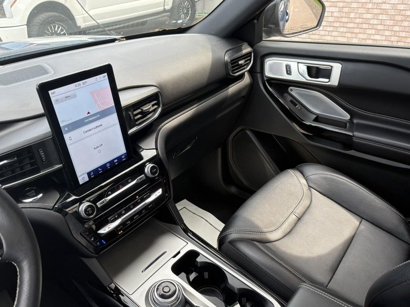 Used 2022 Ford Explorer STImage 20