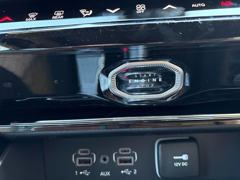 New 2027 Jeep Grand Cherokee LimitedImage 18