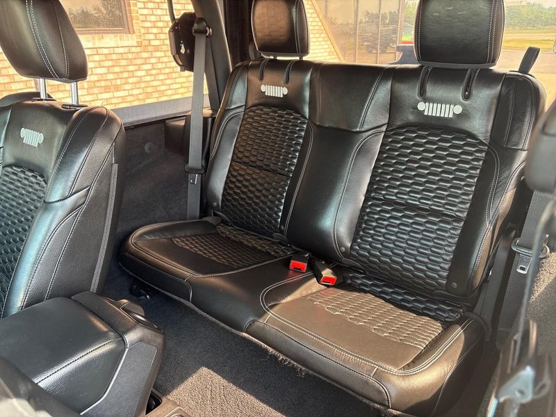 Used 2020 Jeep Wrangler Sport SImage 4
