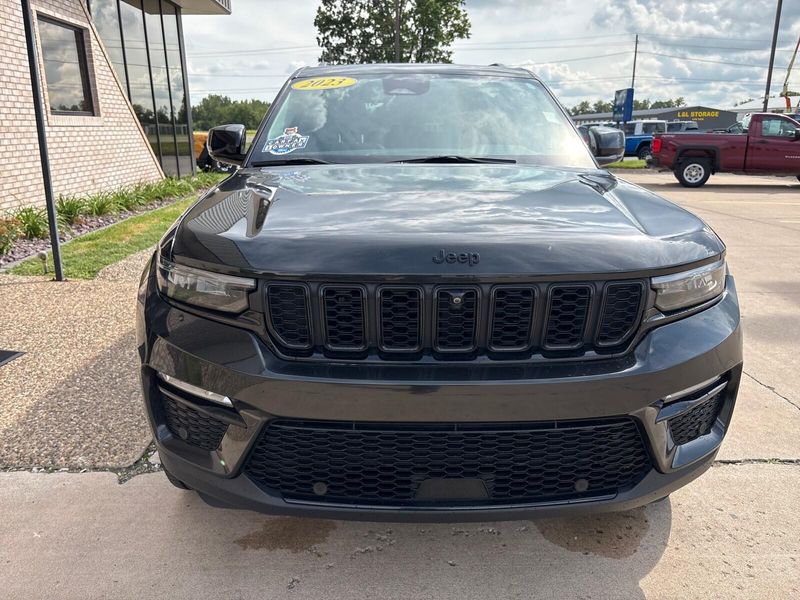 Used 2023 Jeep Grand Cherokee LimitedImage 6