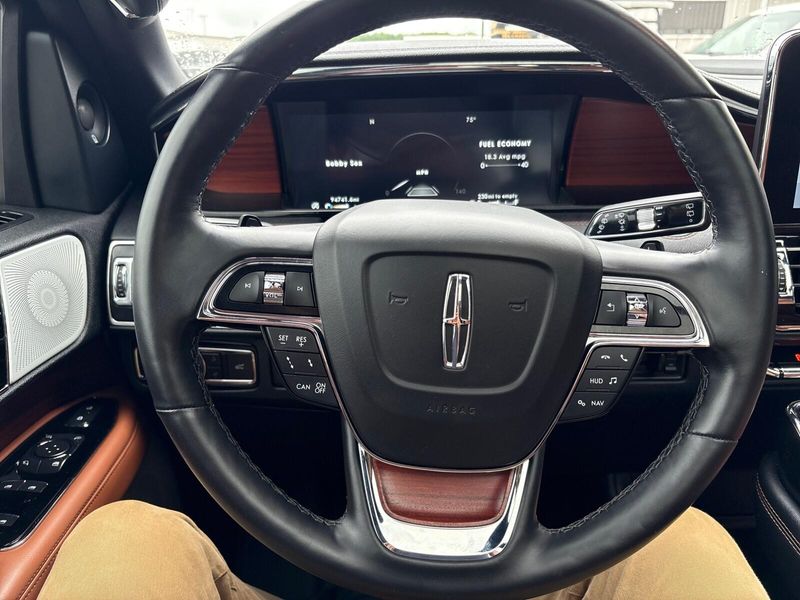 Used 2021 Lincoln Navigator ReserveImage 19