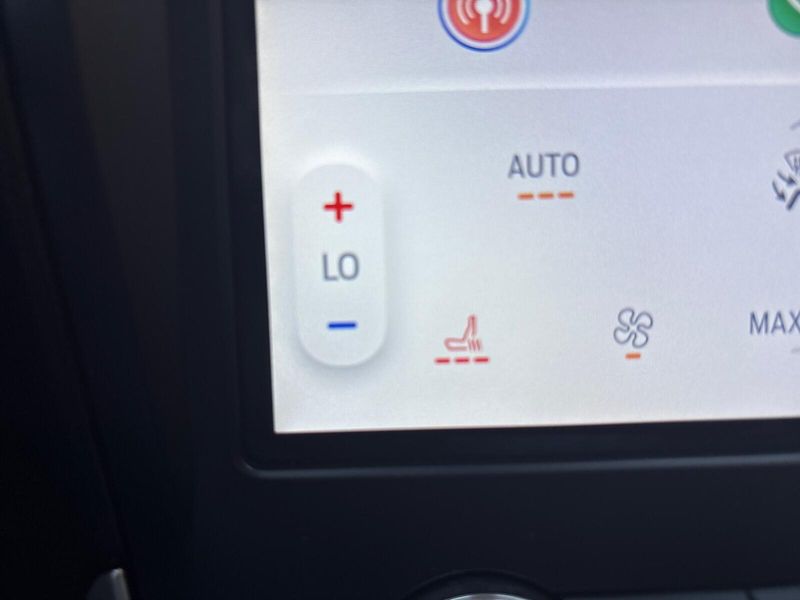 Used 2024 Ford Edge SELImage 20