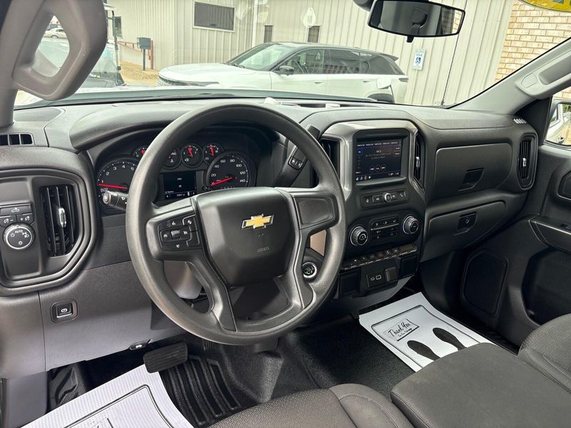 Used 2024 Chevrolet Silverado 1500 Work TruckImage 4