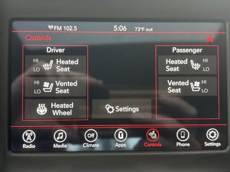 2022 Dodge Charger SXTImage 22