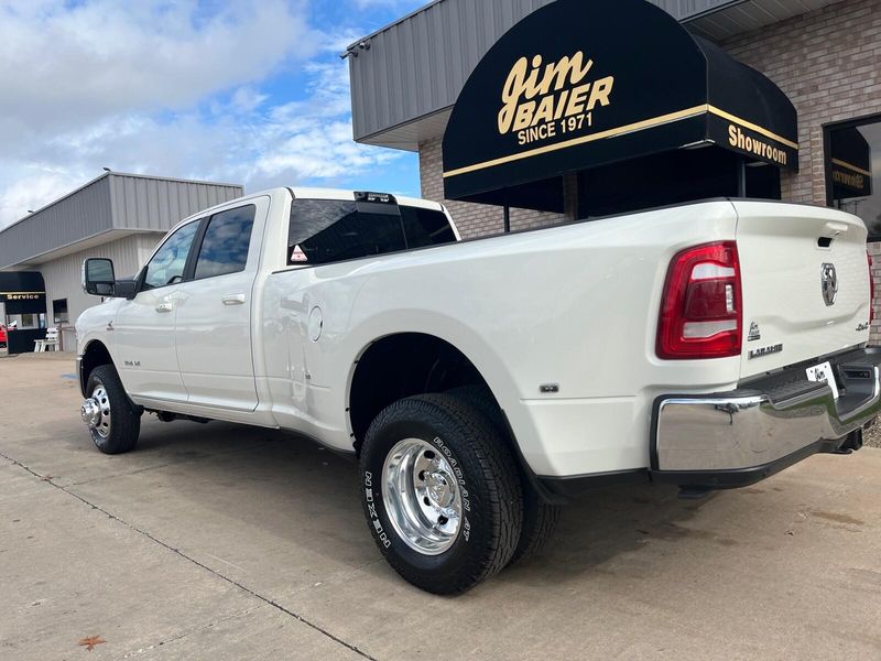 2024 RAM 3500 Laramie Crew Cab 4x4 8