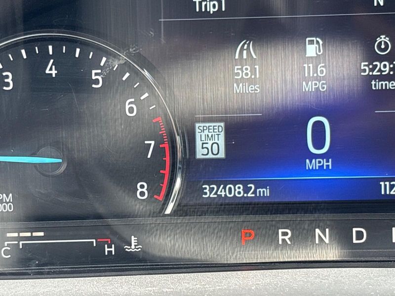 Used 2022 Ford Explorer ST-LineImage 17